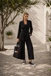Kadın taş detaylı kuşaklı blazer ceket ve bol paça pantolon takım DKMRS003